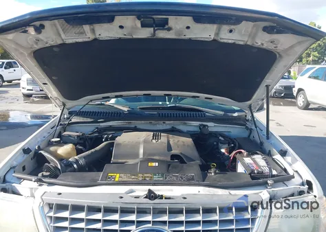 2002 Ford Explorer Limited from USA, damaged, VIN 1FMDU75W12ZB17317